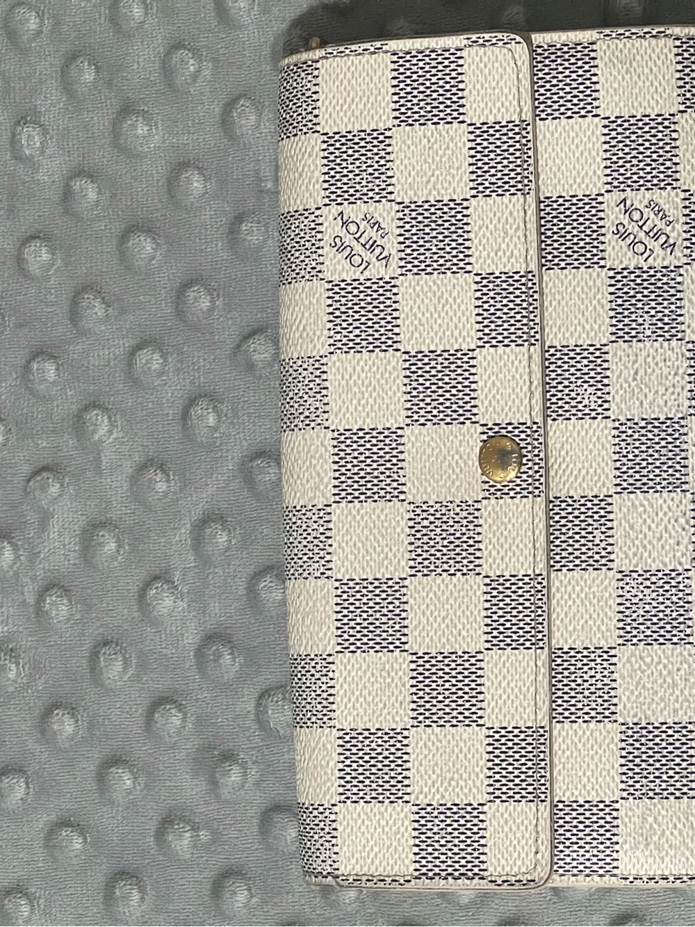 Louis Vuitton Damier Azur Canvas White Checkered Men’s Wallet